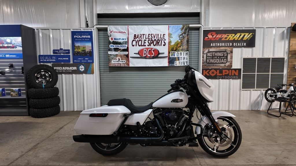 2025 Harley-Davidson® FLHX - Street Glide® FLHX in Bartlesville, OK