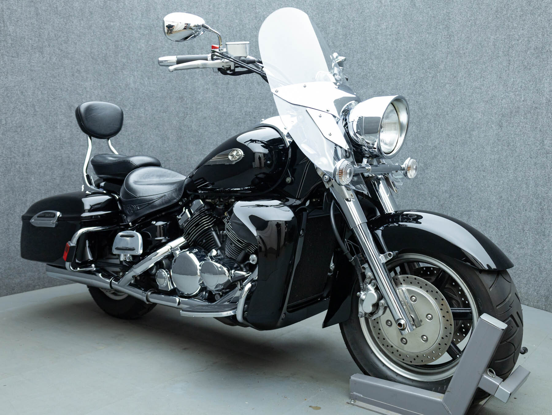 2006 Yamaha XVZ1300 ROYAL STAR 1300 TOURER DELUXE TOUR DELUXE S in Pembroke, NH