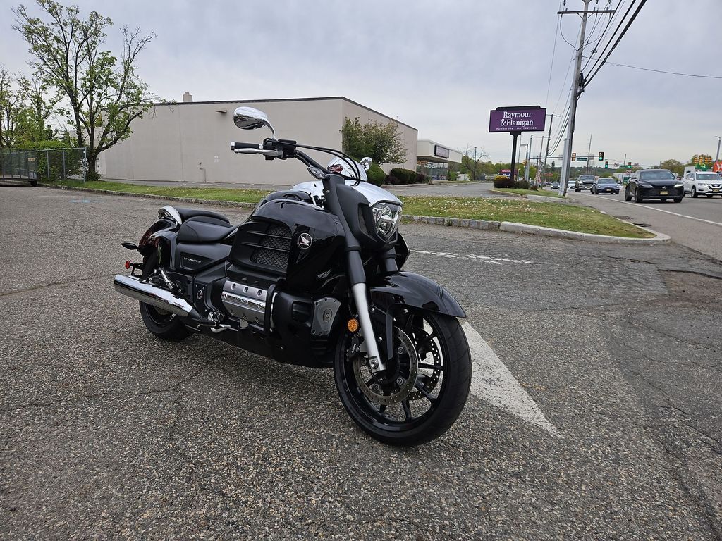 2014 Honda® Gold Wing Valkyrie ABS ABS in East Hanover, NJ