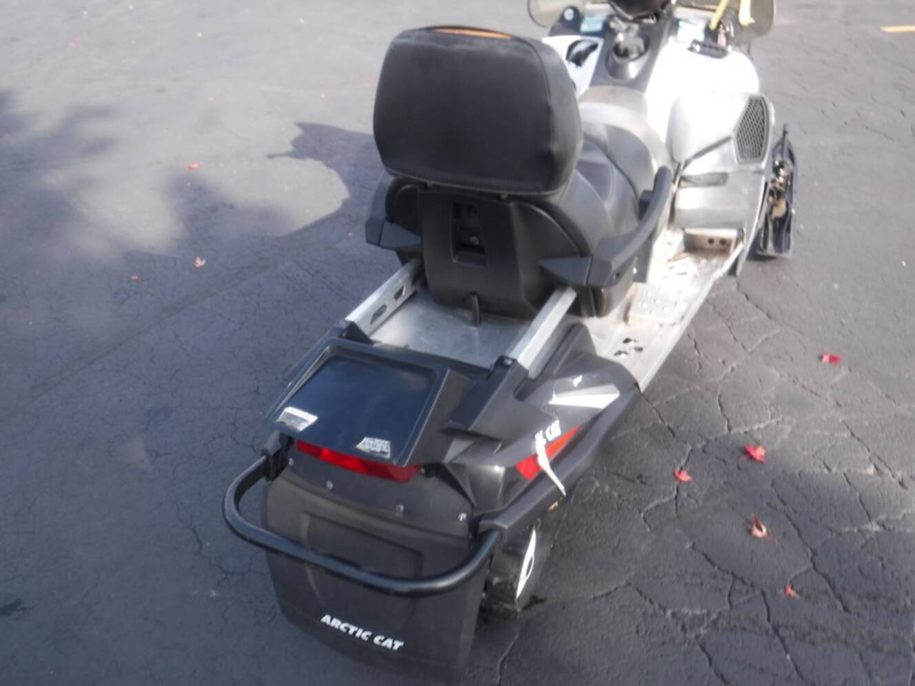 A photo of this 2015 Arctic Cat® Lynx 2000 LT
