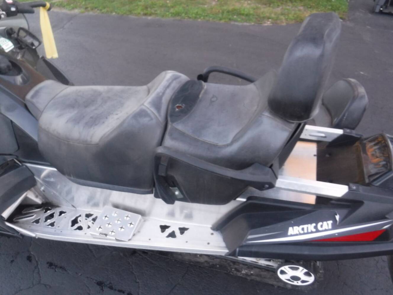 A photo of this 2017 Arctic Cat® LYNX 2000 LT ES