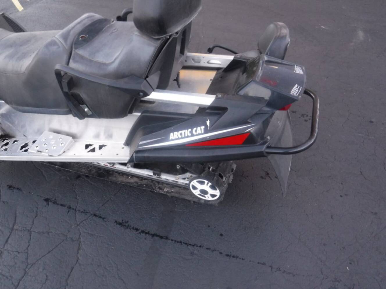 A photo of this 2017 Arctic Cat® LYNX 2000 LT ES