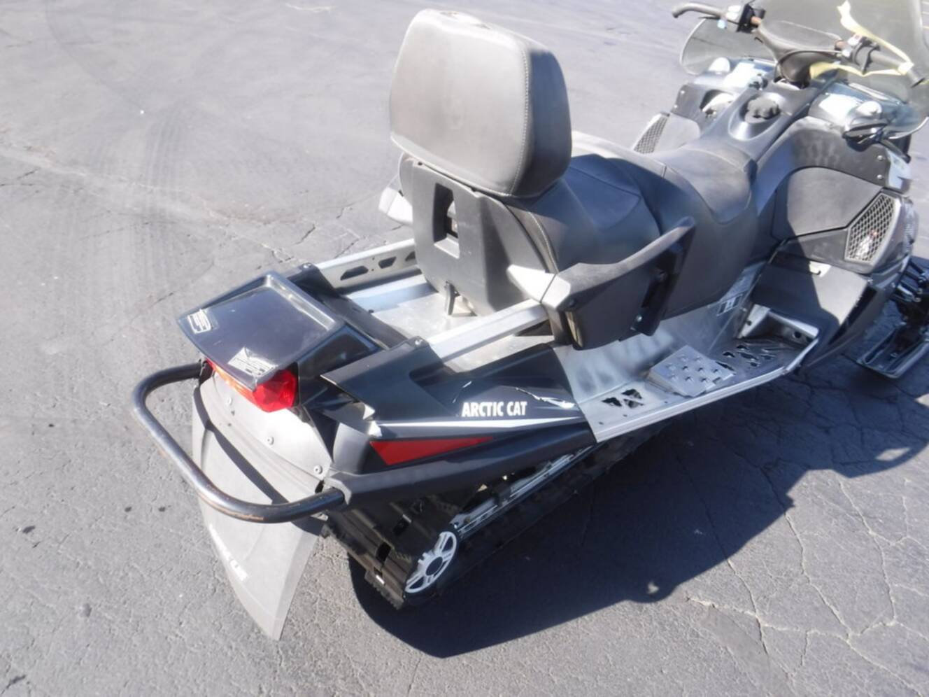 A photo of this 2017 Arctic Cat® LYNX 2000 LT ES