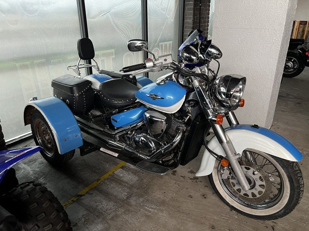 2009 Suzuki Boulevard C50T C50 T in Beaumont, TX