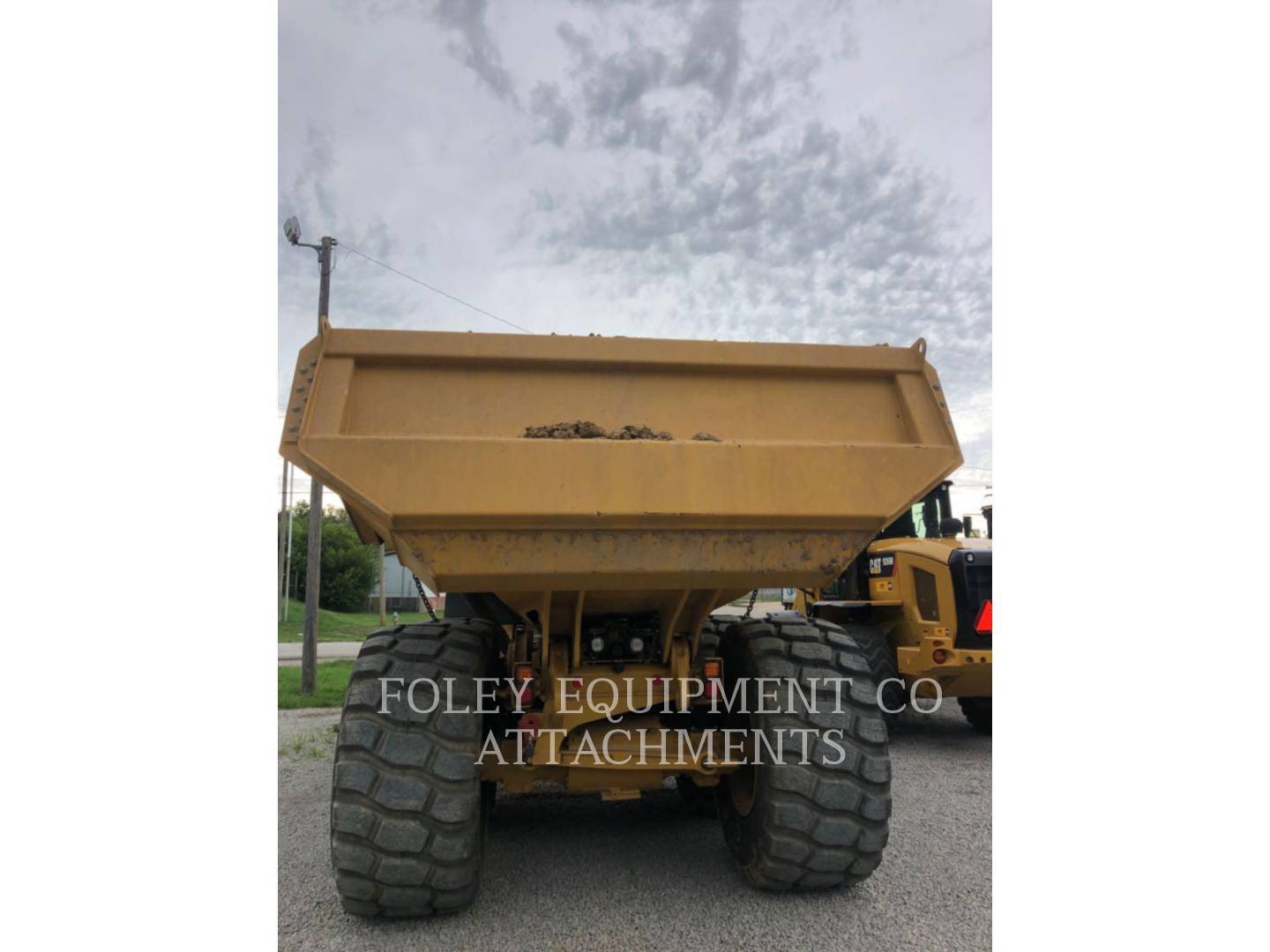 1900 CAT TG735-04 in Saint Joseph, MO