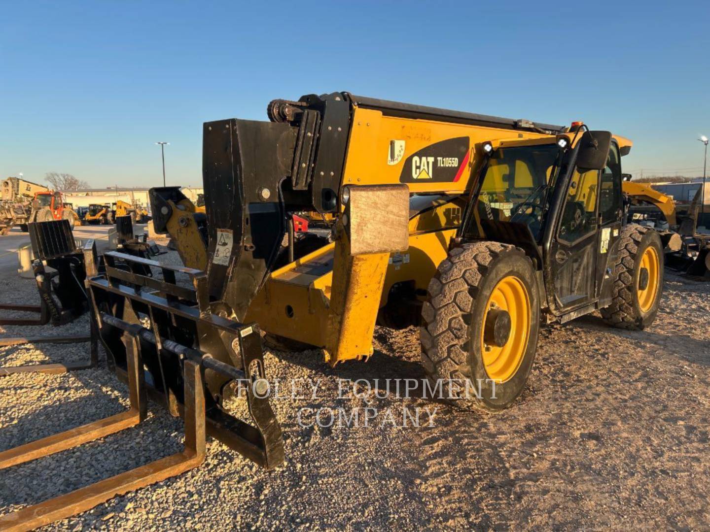 2020 CAT TL1055DC in Saint Joseph, MO