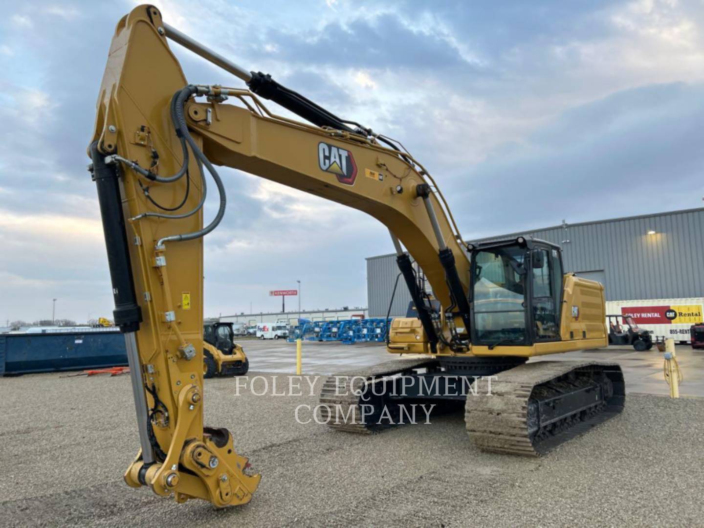 2023 CAT 336-0810X in Kansas City, MO