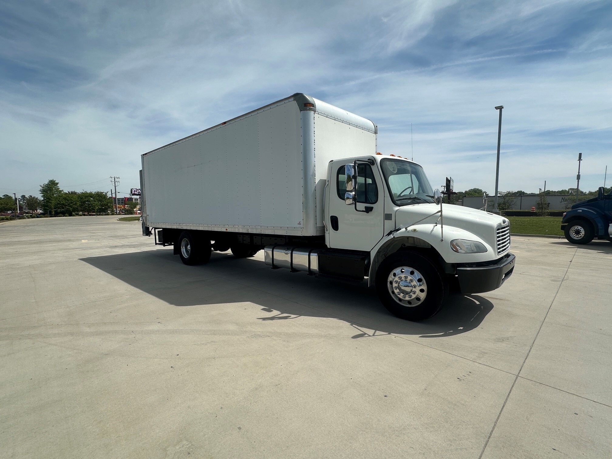 2017 FREIGHTLINER BUSINESS CLASS M2 106 in Charlotte, NC