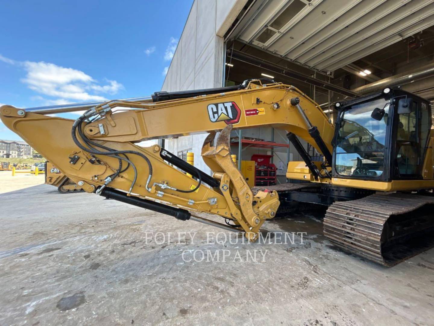 2023 CAT 320-079X in Wichita, KS