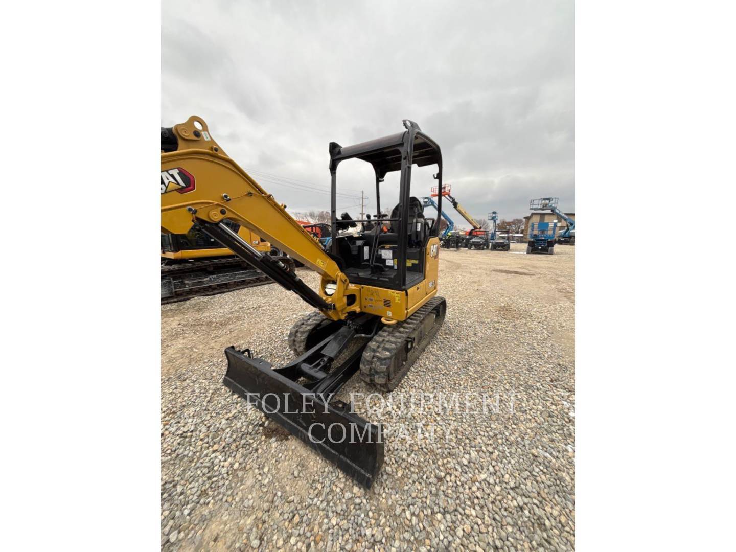 2024 CAT 302.7-07LO in Kansas City, MO