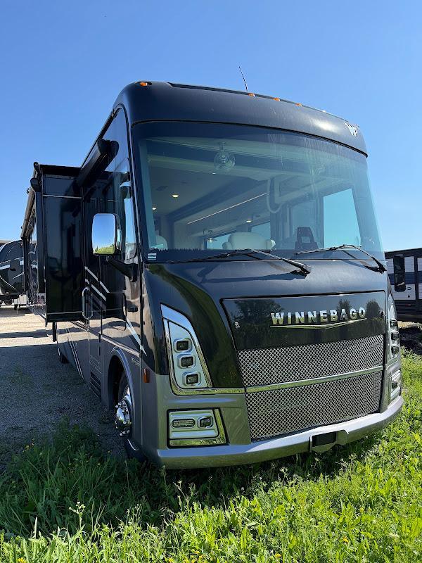 2025 Winnebago Adventurer 36Z in neenah WI