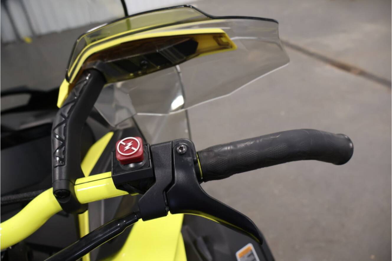 A photo of this 2022 Ski-Doo 850 REN XRS IR XT 1.5 SS