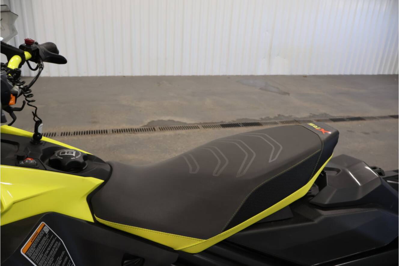 A photo of this 2022 Ski-Doo 850 REN XRS IR XT 1.5 SS