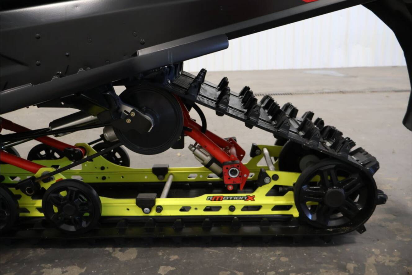 A photo of this 2022 Ski-Doo 850 REN XRS IR XT 1.5 SS