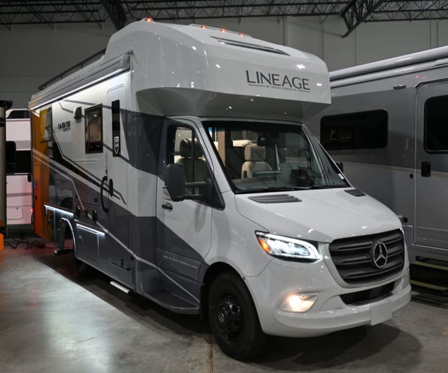 2027 Grand Design LINEAGE SERIES M 25TK-FBP in fort lauderdale FL