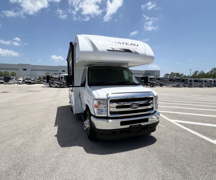 2027 Thor Motor Coach CHATEAU 19X in fort myers FL