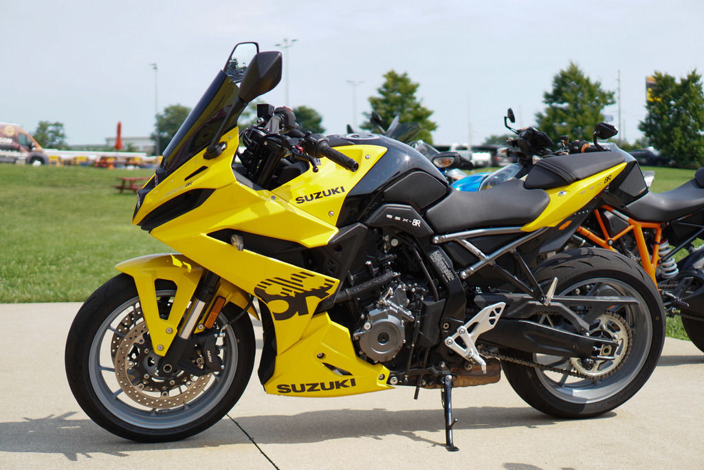 2025 Suzuki GSX-8R 8R in St. Charles, MO