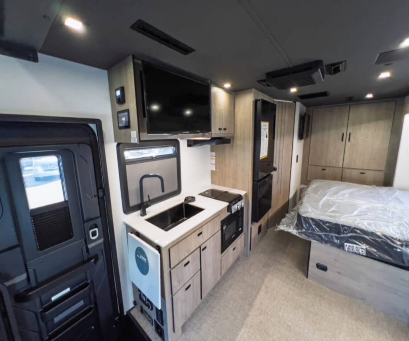 A photo of this 2026 Grand Design LINEAGE SERIES M 25FW-FBP