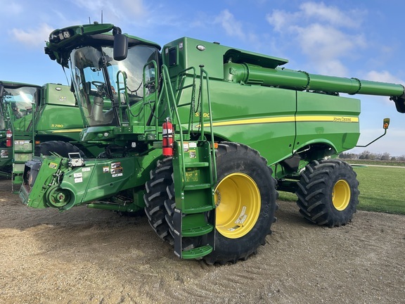 2023 John Deere S780 in Lanark, IL