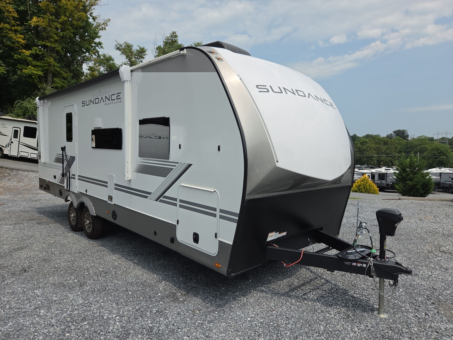 2026 Heartland Sundance Ultra-Lite 27RBSS in manheim PA
