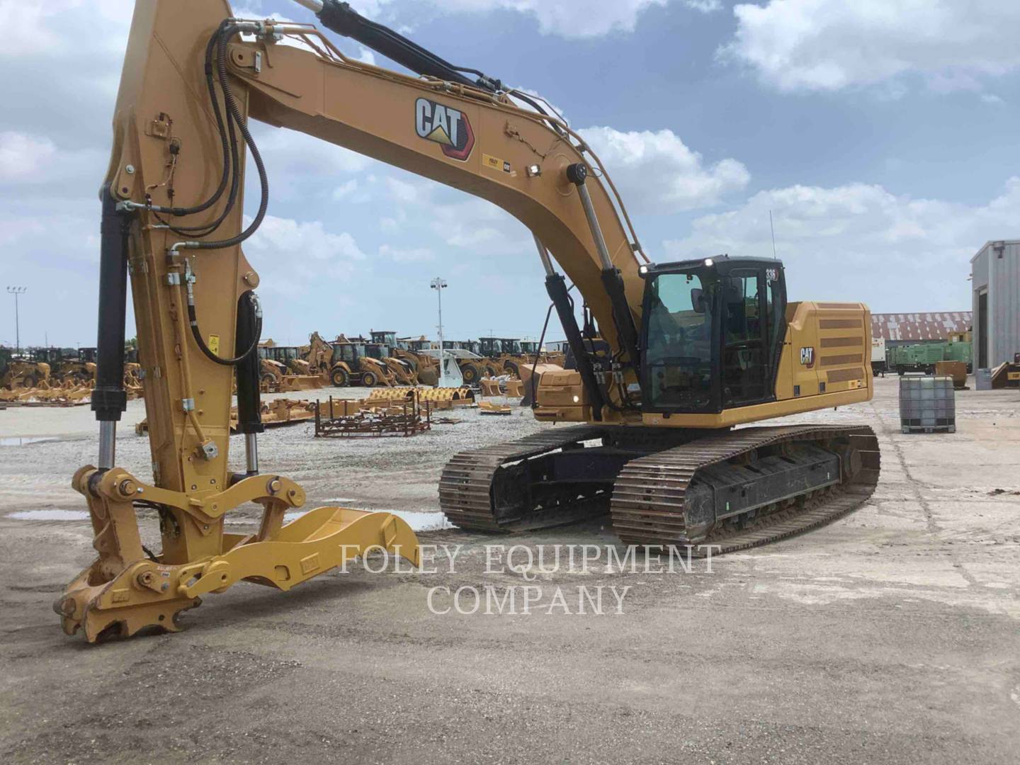 2022 CAT 336-0712X in Wichita, KS