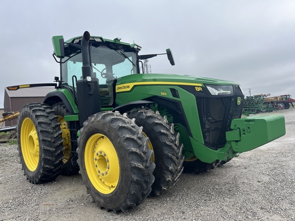 2023 John Deere 8R 340 in Alliance, OH