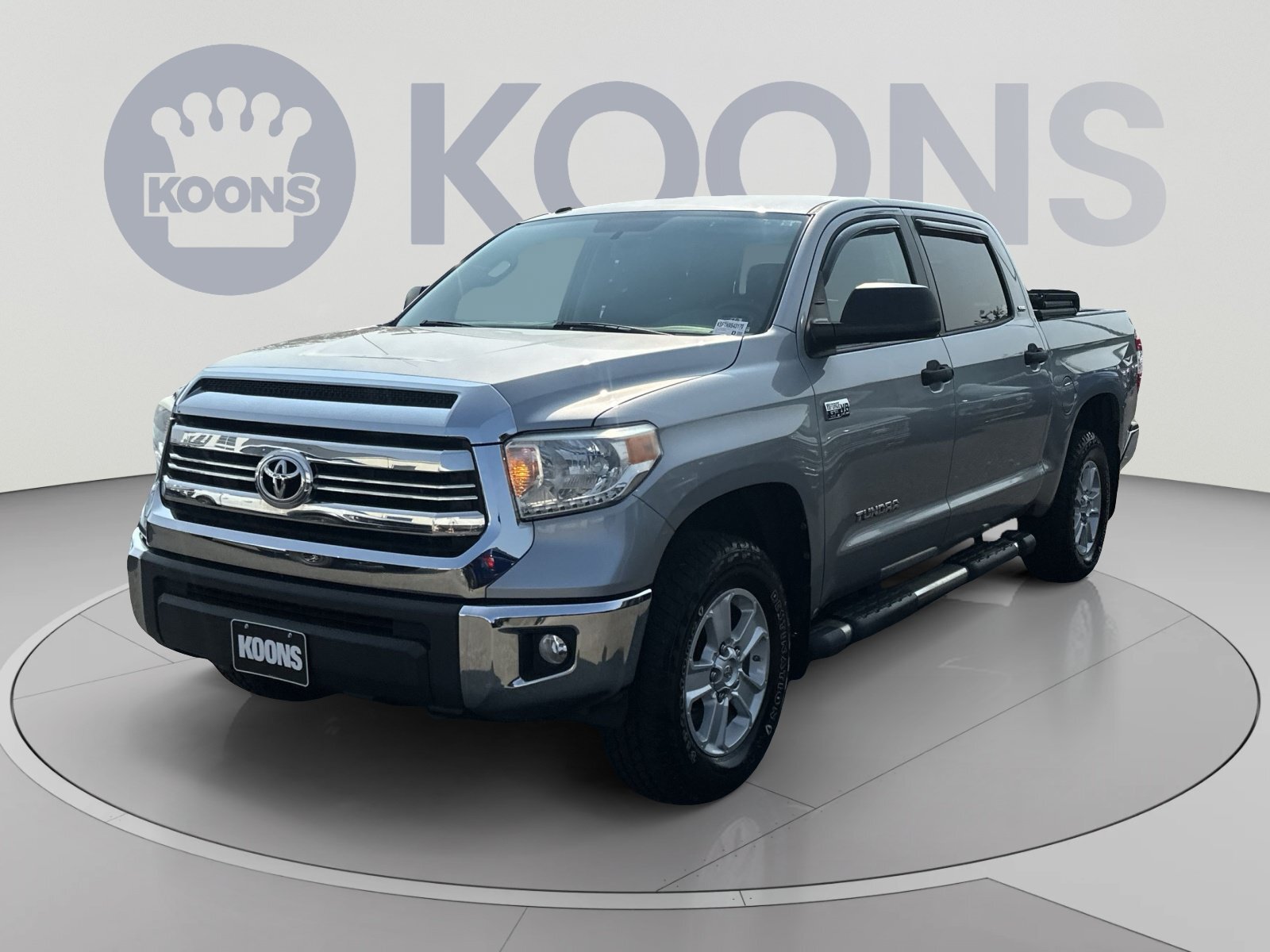 2017 TOYOTA TUNDRA in Sterling, VA