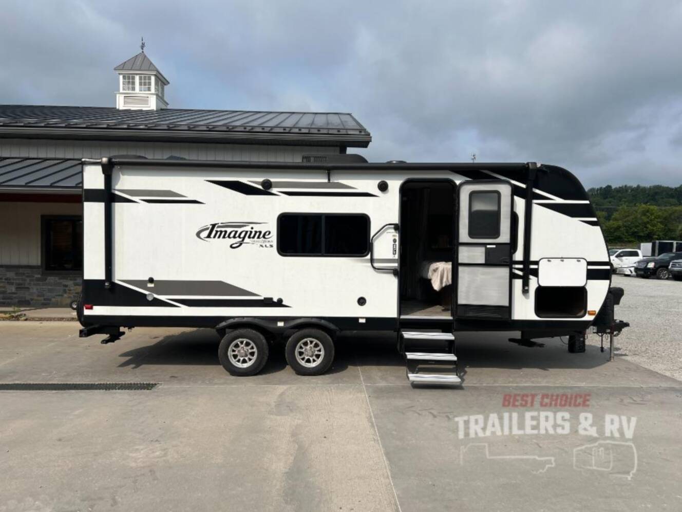 A photo of this 2021 Grand Design Imagine XLS 22MLE