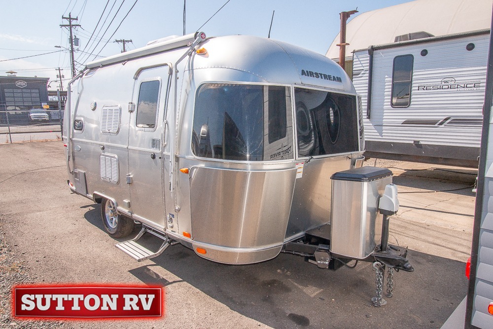 2017 Airstream Flying Cloud 19 Bunk in eugene OR