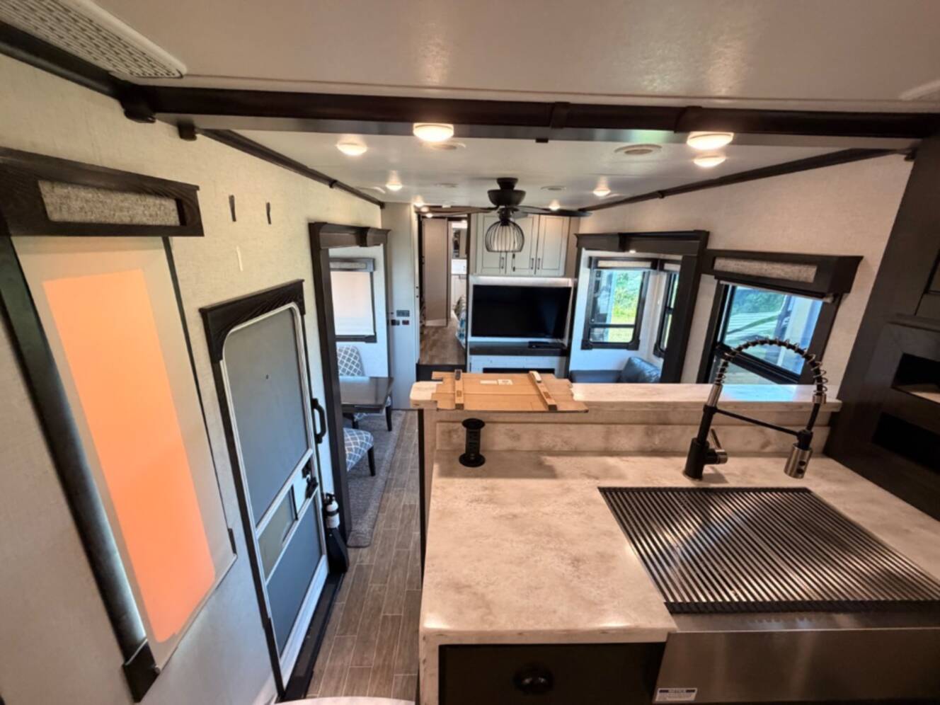 A photo of this 2020 Redwood Rv Redwood 3981FK