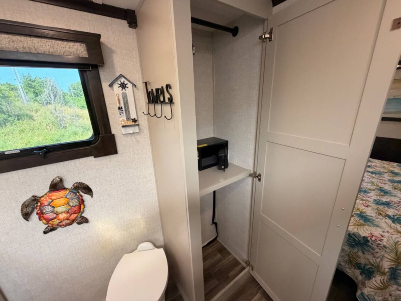 A photo of this 2020 Redwood Rv Redwood 3981FK