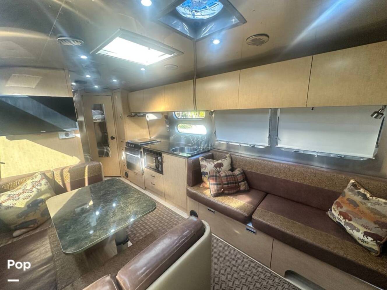A photo of this 2015 Airstream Flying Cloud 30FB Bunk