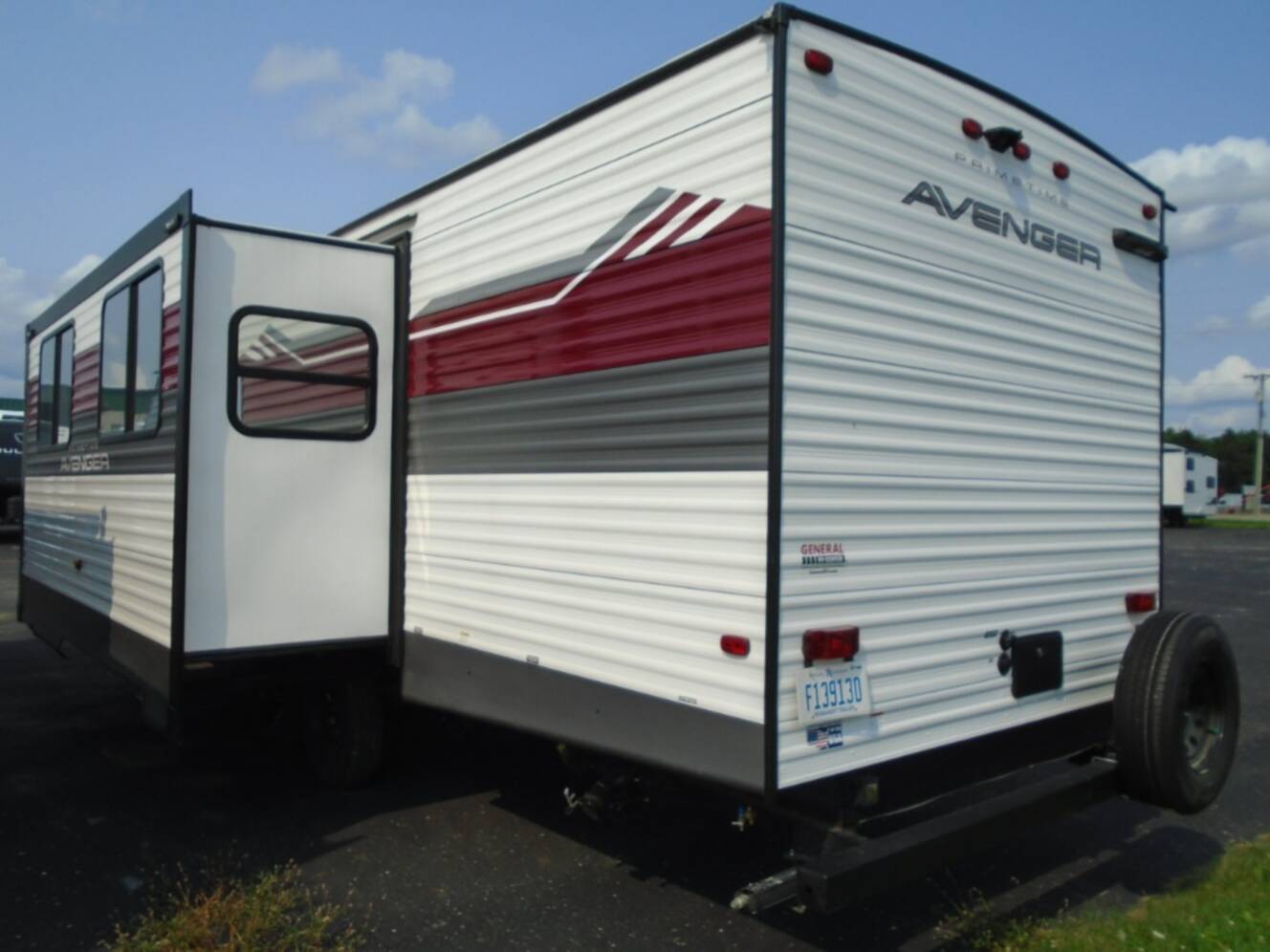 A photo of this 2025 Prime Time Rv Avenger 27DBS