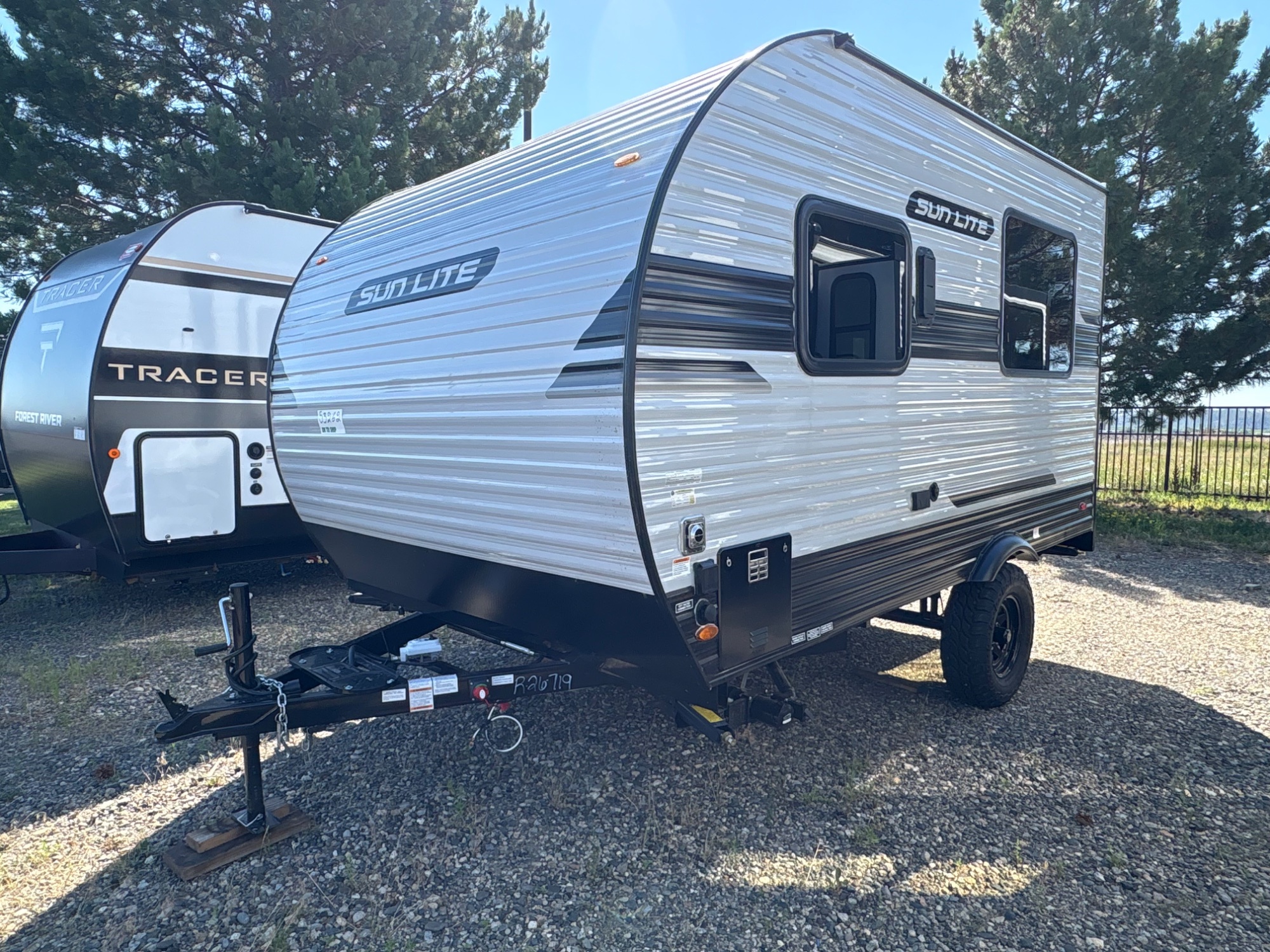 2027 Sunset Park Rv Sun Lite 14TH in billings MT