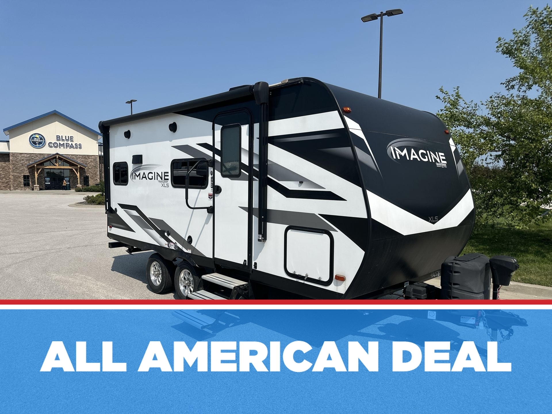 2022 Grand Design Imagine XLS 17MKE RV