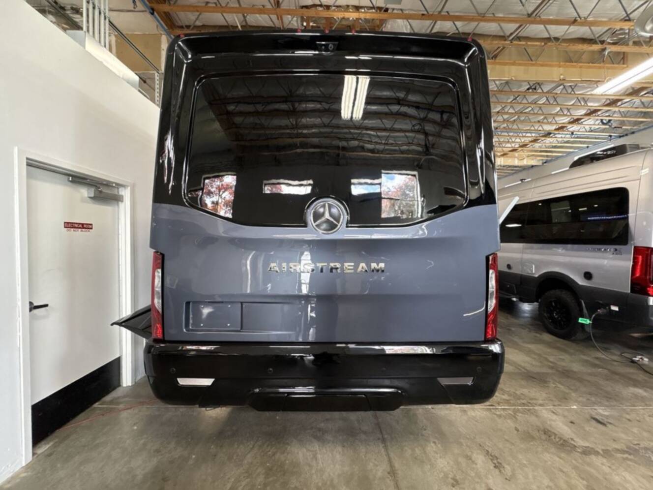 A photo of this 2027 Airstream Atlas 25RT