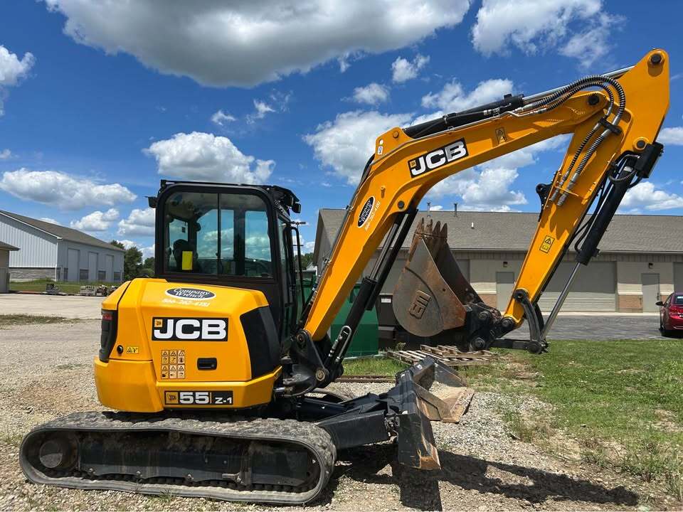 2024 JCB 55Z-1 in Carlisle, OH