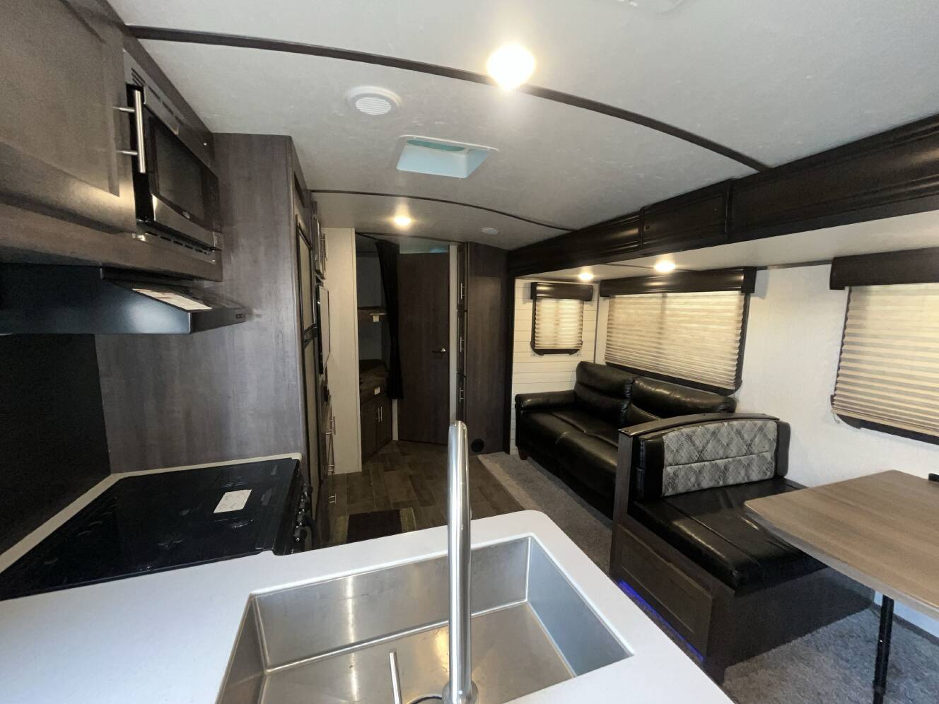 A photo of this 2019 Crossroads SUNSET TRAIL 262BH