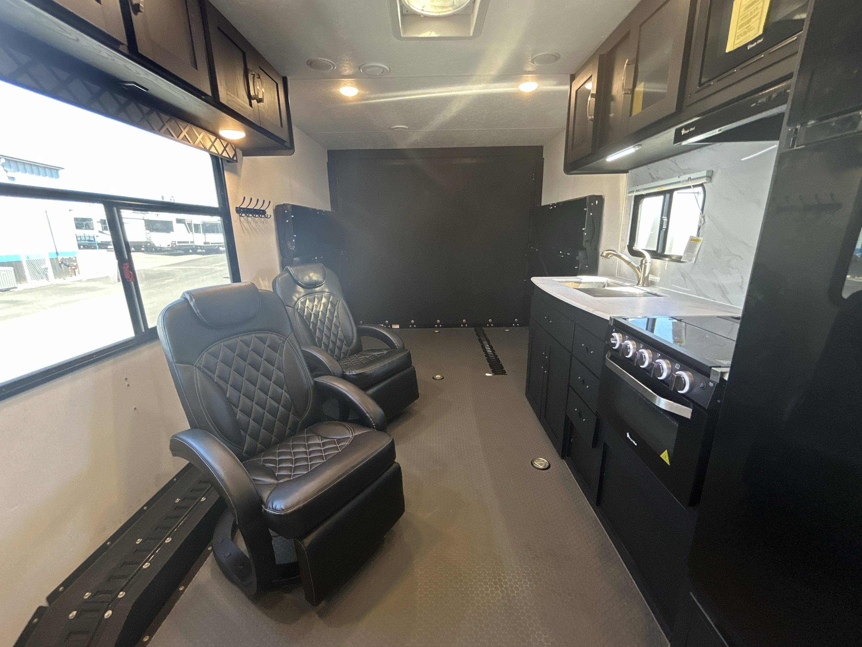 2024 Forest River WORK & PLAY 27LT in sherwood AR