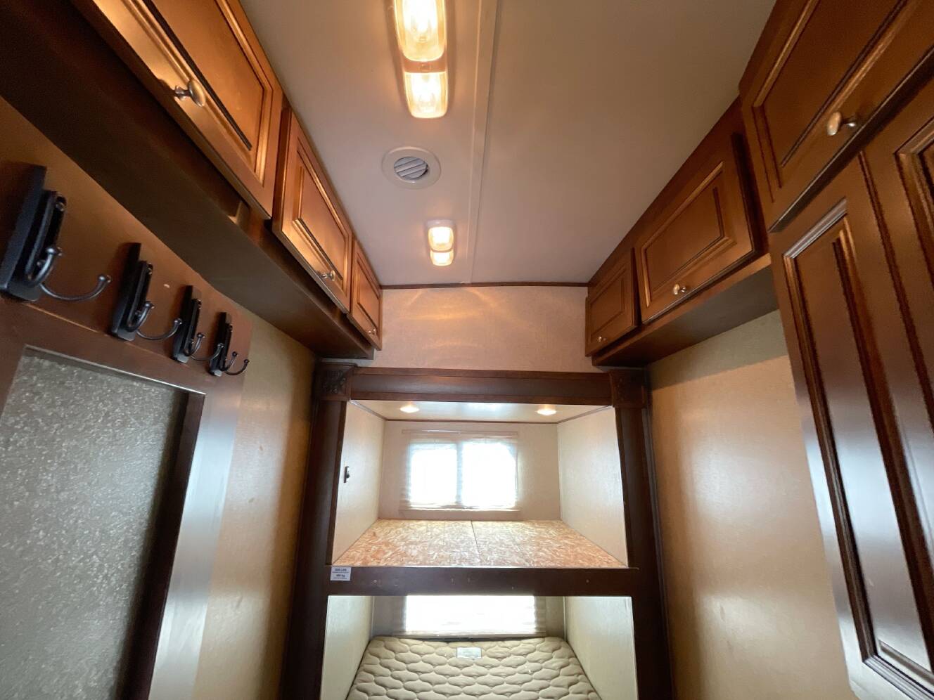 A photo of this 2015 Coachmen CHAPARRAL 360IBL