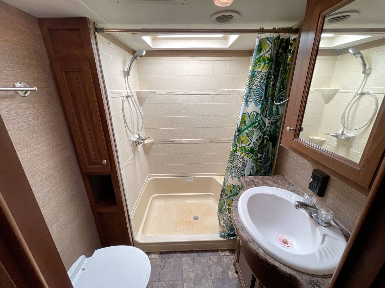 A photo of this 2015 Coachmen CHAPARRAL 360IBL