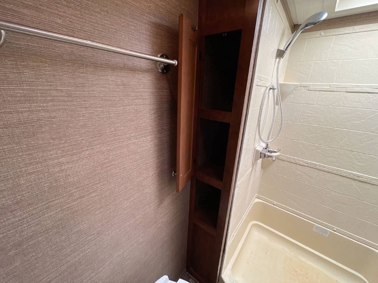 A photo of this 2015 Coachmen CHAPARRAL 360IBL