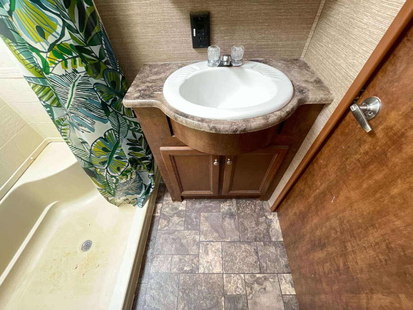 A photo of this 2015 Coachmen CHAPARRAL 360IBL
