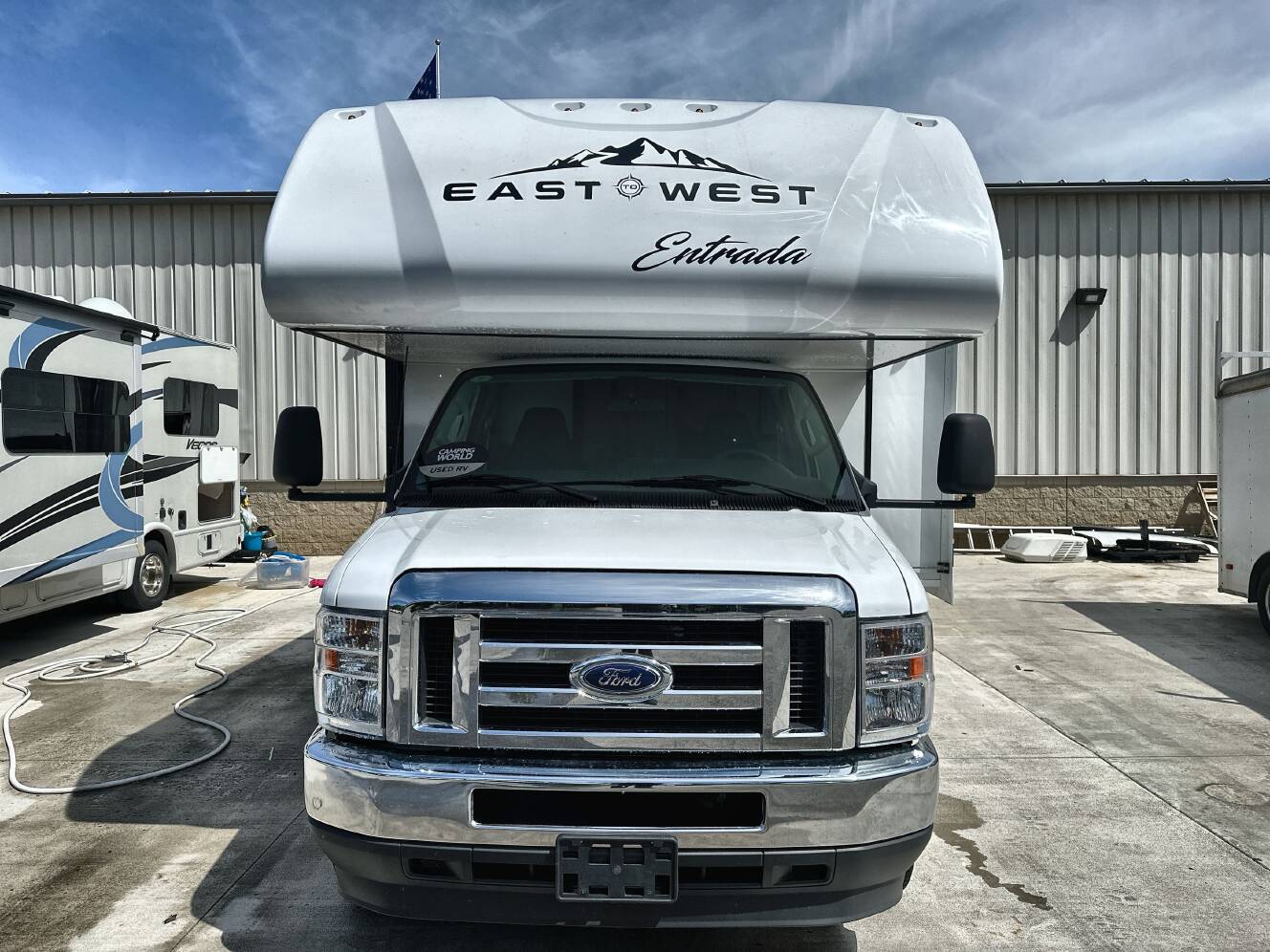 A photo of this 2024 East To West ENTRADA 3100FB