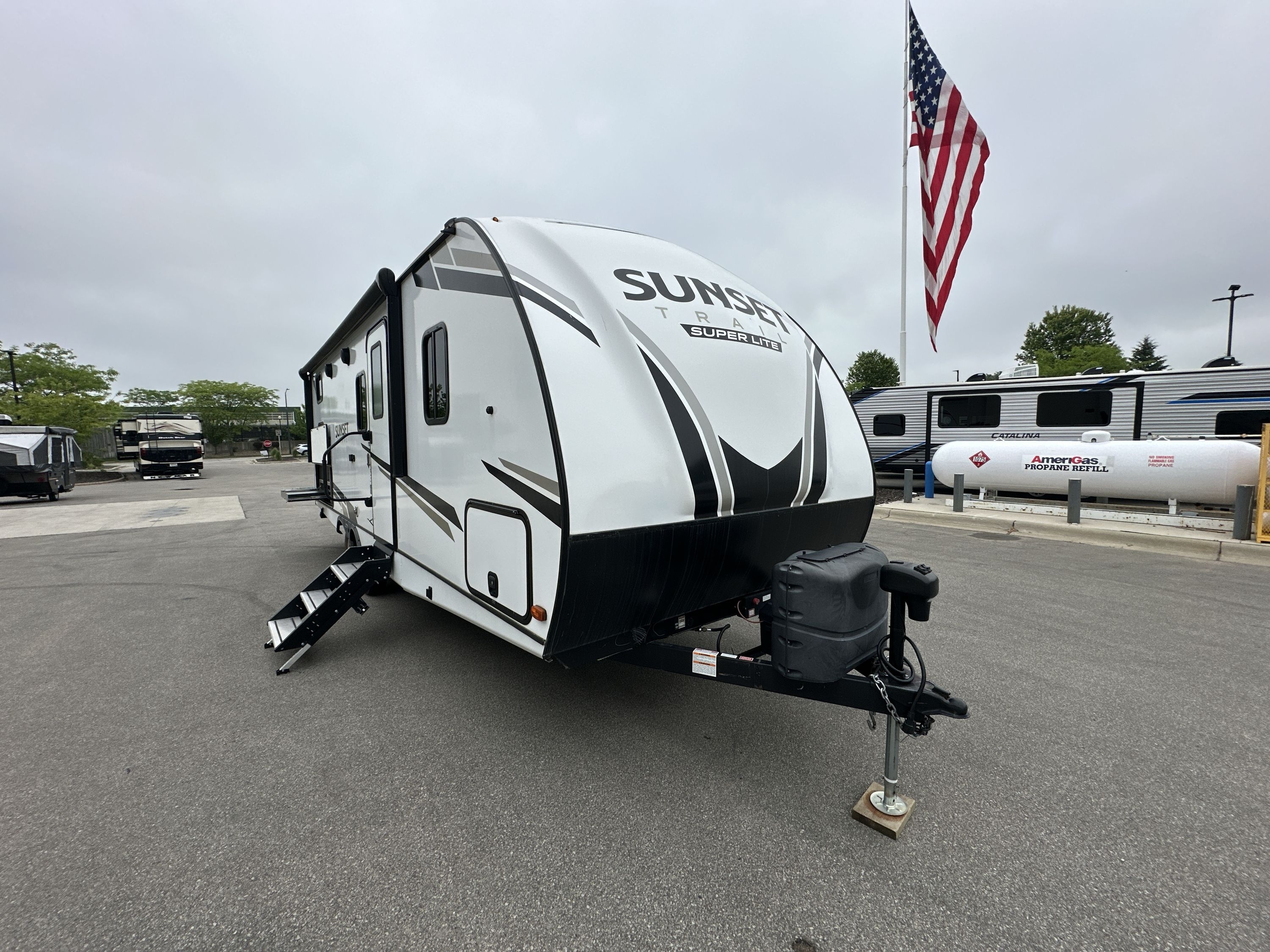 2022 Crossroads SUNSET TRAIL 242BH RV