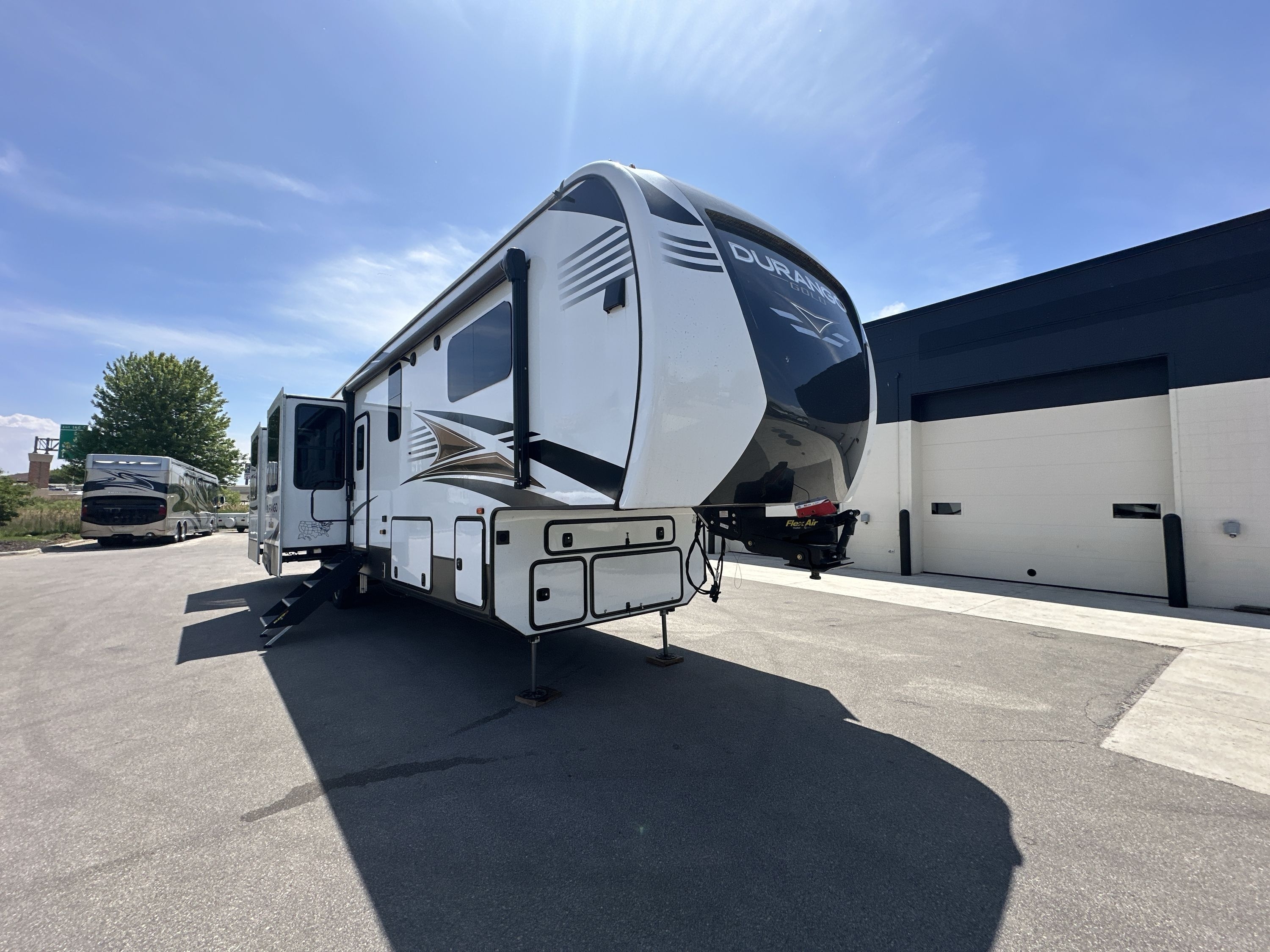 2021 K-Z Rv DURANGO GOLD 391RKQ RV