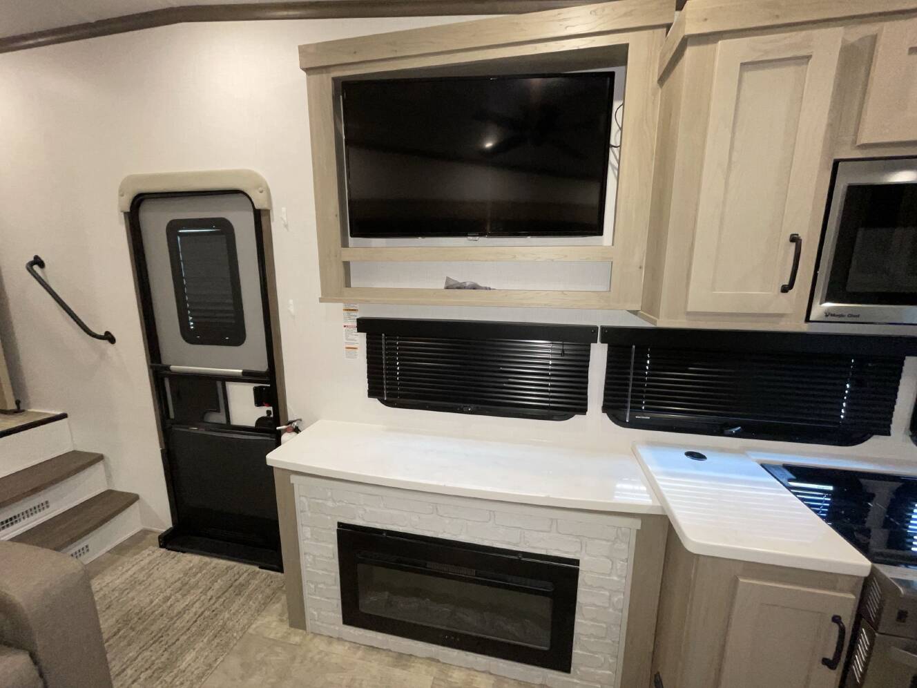 A photo of this 2024 Forest River ROCKWOOD SIGNATURE 301RK