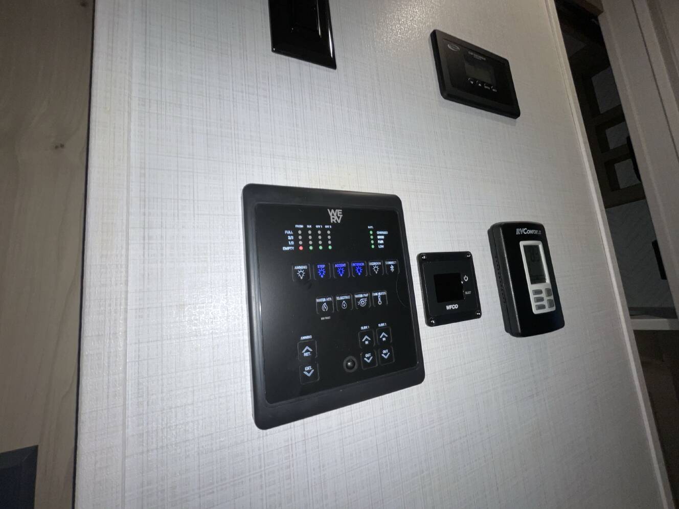 A photo of this 2024 Forest River ROCKWOOD SIGNATURE 301RK
