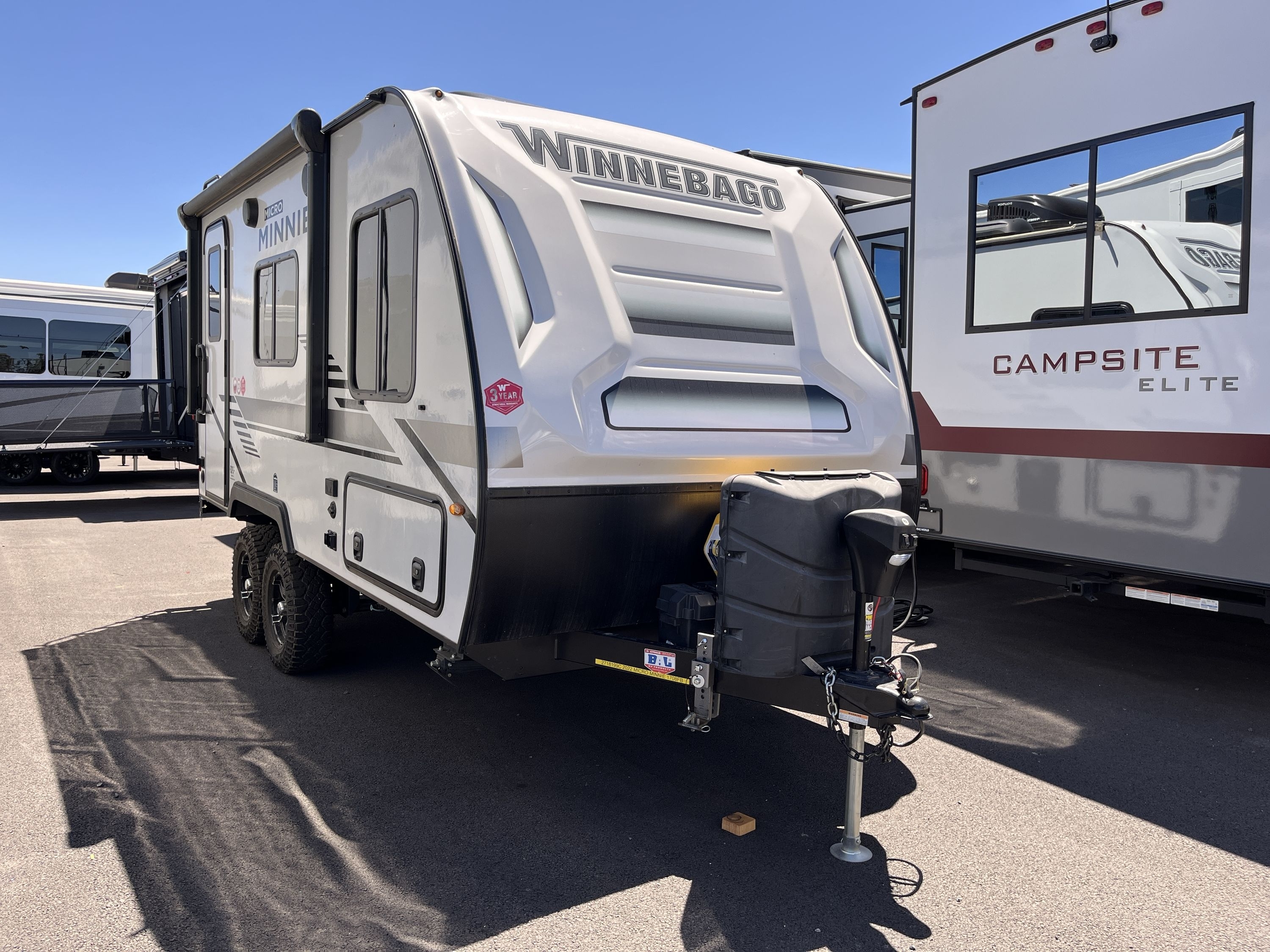 2022 Winnebago MICRO MINNIE 1708FB RV
