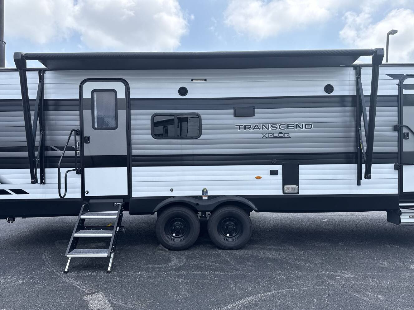 A photo of this 2023 Grand Design TRANSCEND XPLOR 265BH